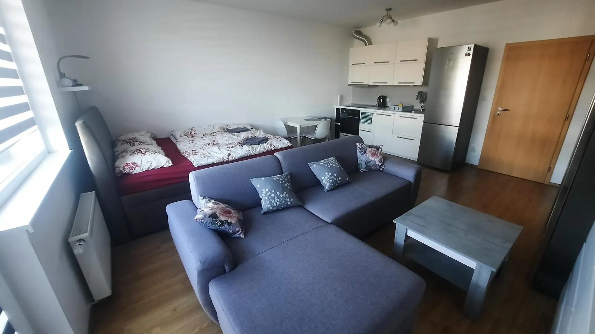 Apartments Cakovice Prague